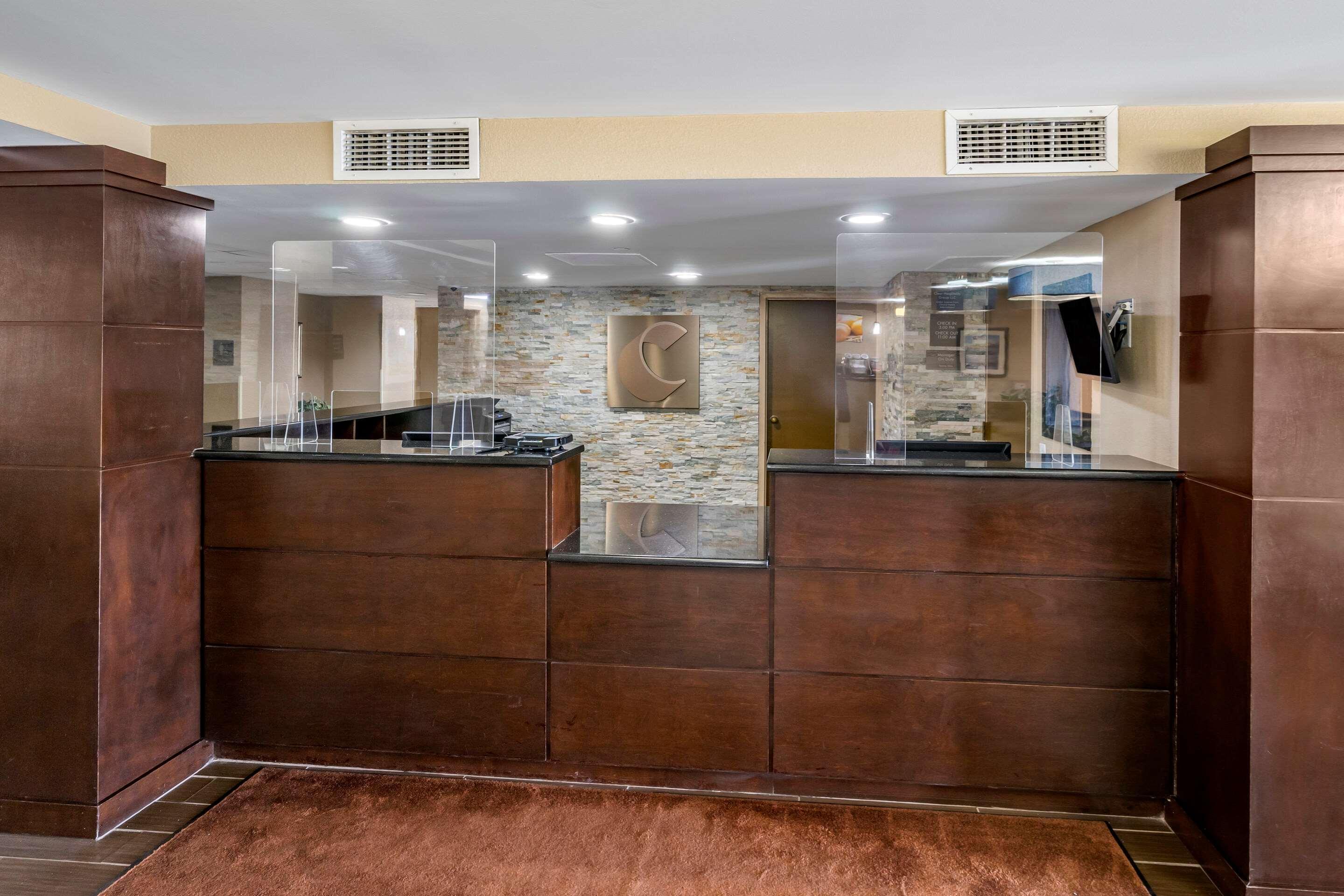 Comfort Inn & Suites St Pete - Clearwater International Airport Kültér fotó